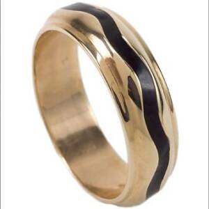 Yellow Gold, Single Wave Design Ring