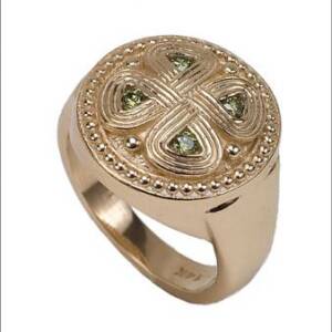 Evolution Capitol Building 14k Yellow Gold and Green Diamonds