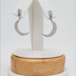 Evolution Platinum with .60cttw Diamonds