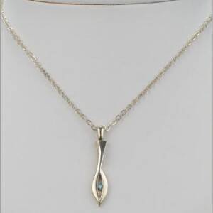 Necklace .05cttw blue diamond