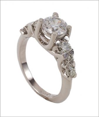 Platinum Sweep Ring – Drue Sanders – Jewelry