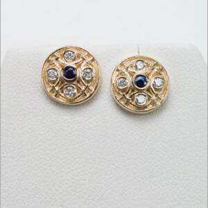 Evolution City Hall 14k Gold Stud Earrings