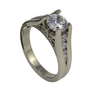 14k white gold with filigree head