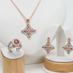 The set of Platinum and 14k rose gold pieces