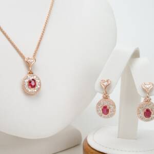 14K Rose gold set with rubies and diamonds
